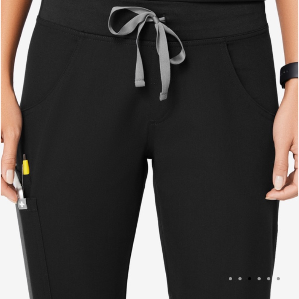 Figs Tall Kade Cargo Scrub Pants in Black